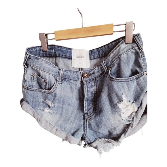 🌟 HOST PICK 🌟 One by OneTeaspoon Bandits Relaxed Fit Jeans Shorts - Picture 8 of 9